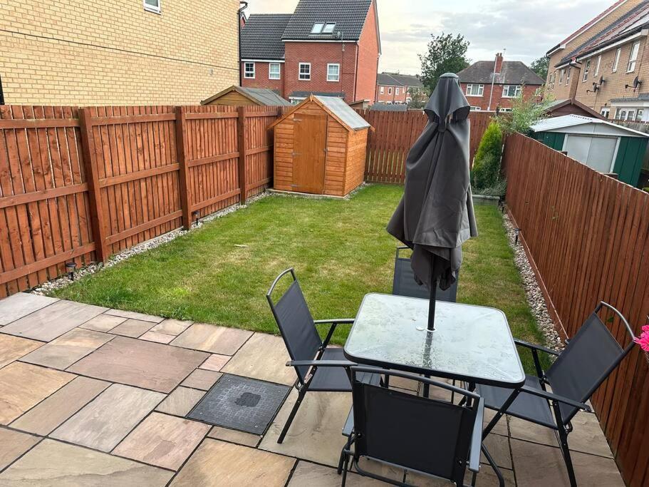 Balne Mill Grove Villa Wakefield Exterior foto